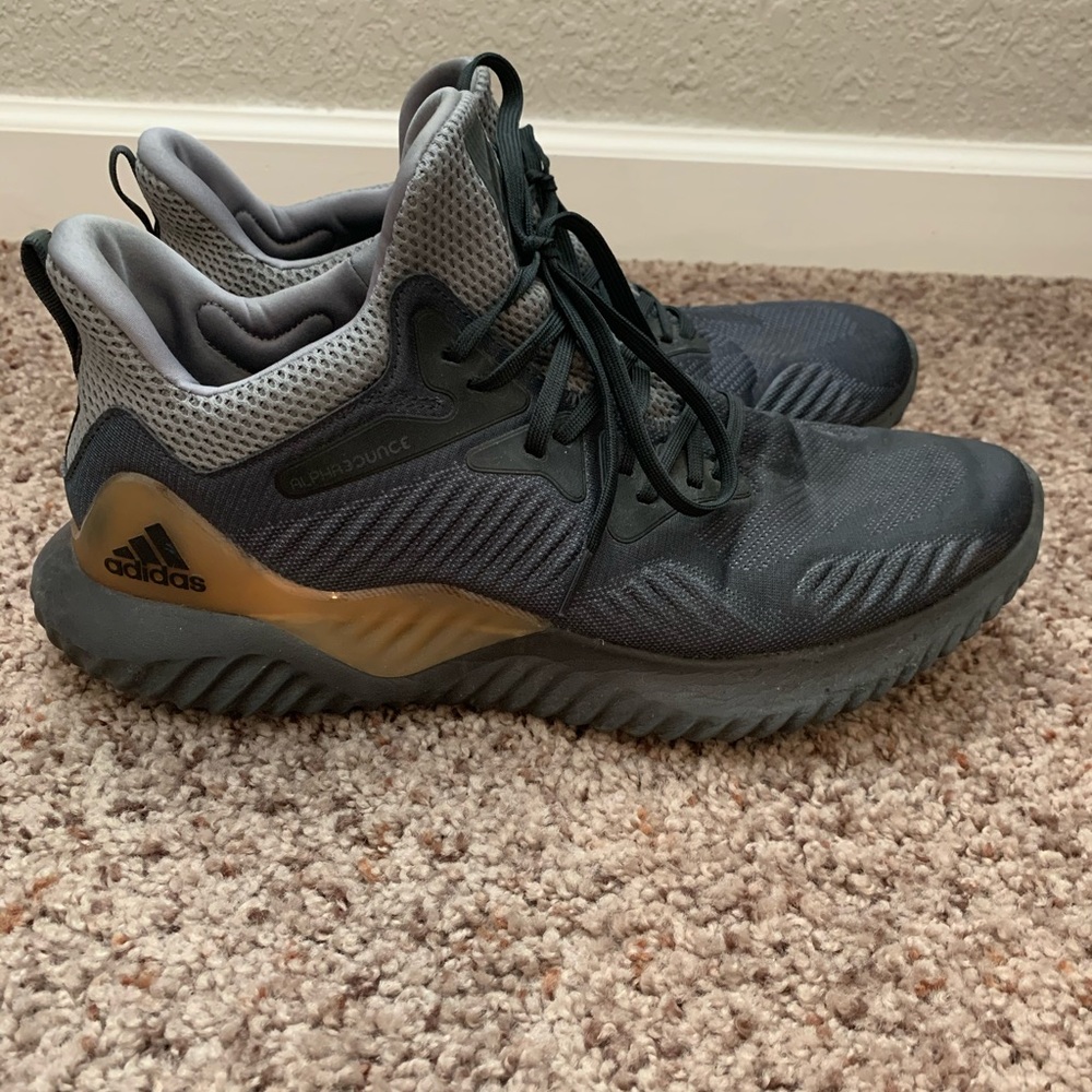 Adidas Alphabounce